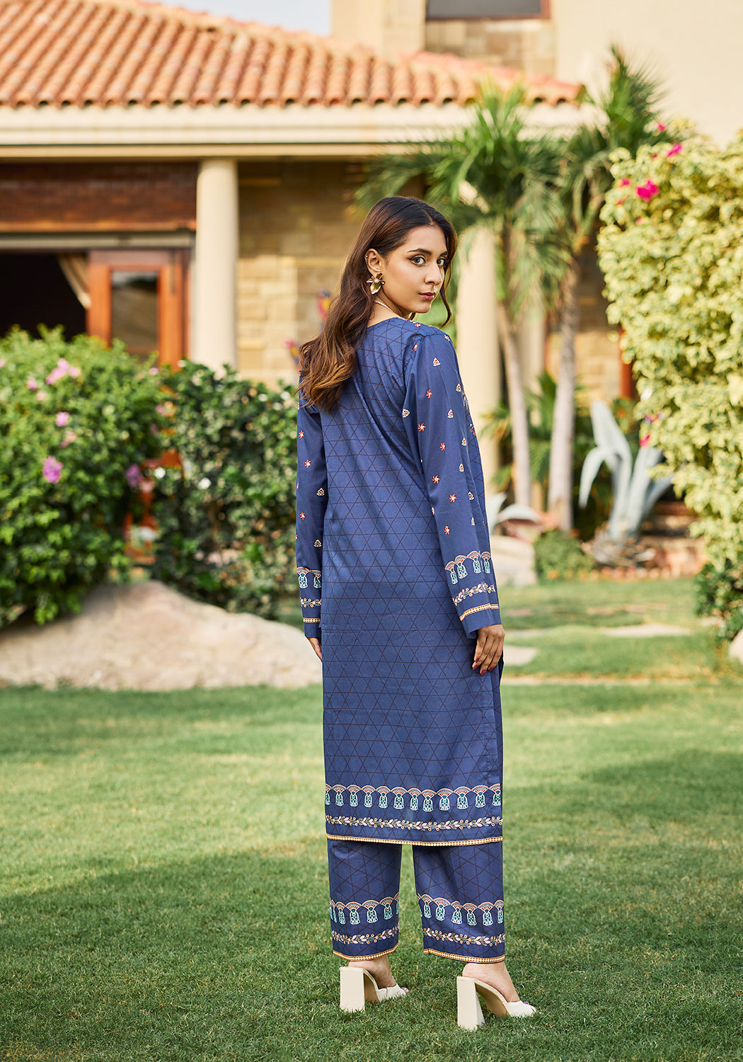 Midnight Monarch | Stitched 2 PC | Lawn