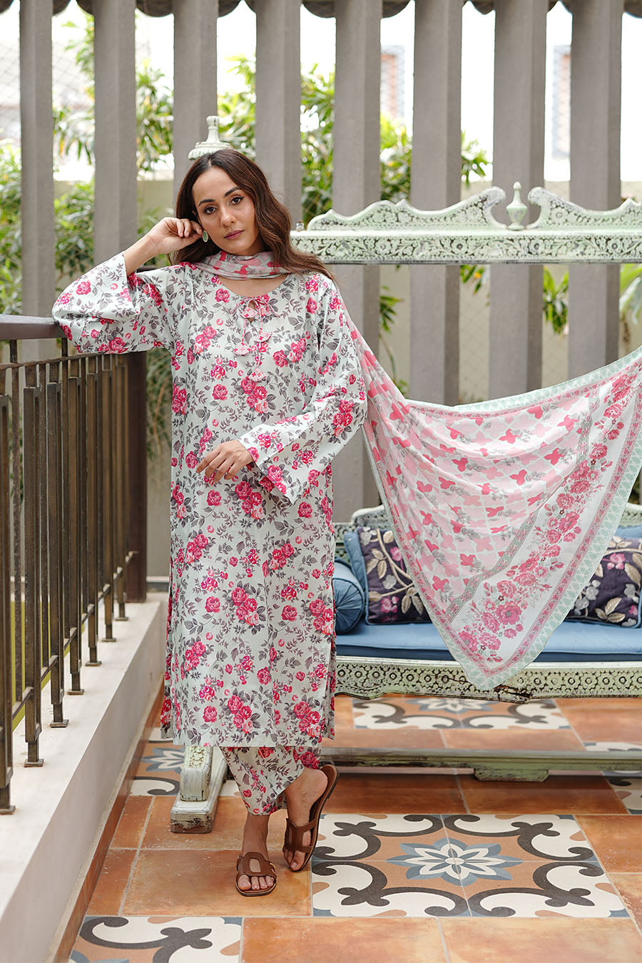 BLUSH CASCADE | Stitched 3 pcs | LAWN