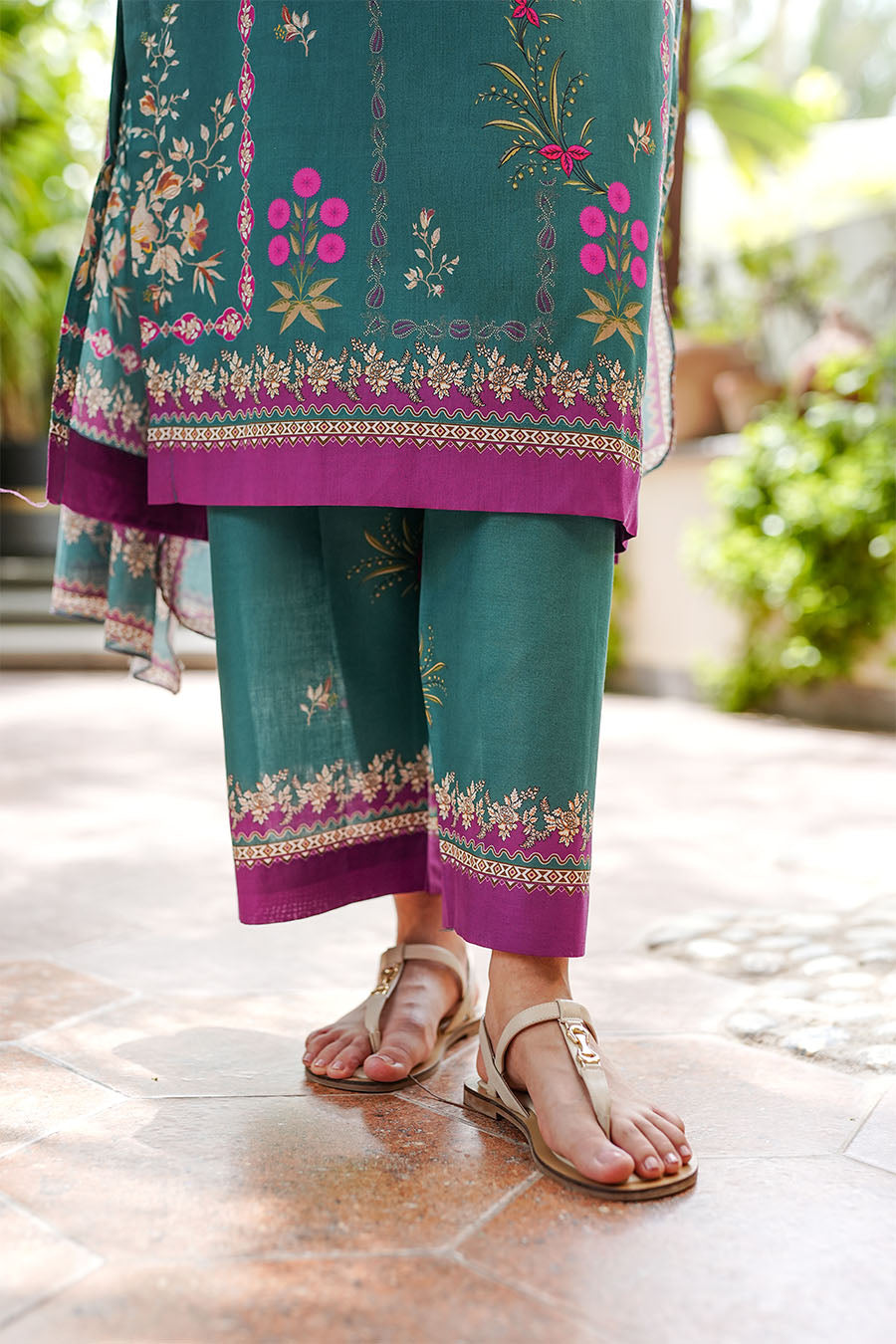 EMERALD WHISPER | Stitched 3 pcs | LAWN