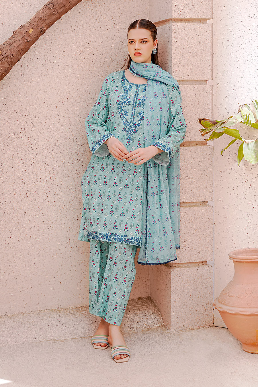 DANTE | Embroidery Stitched 3 pcs | lawn
